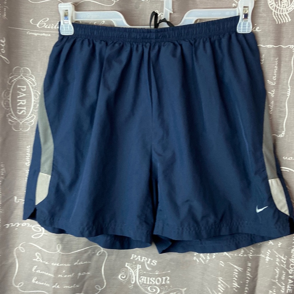 men's Nike Dri Fit running Shorts Sz. L. Dark Blue